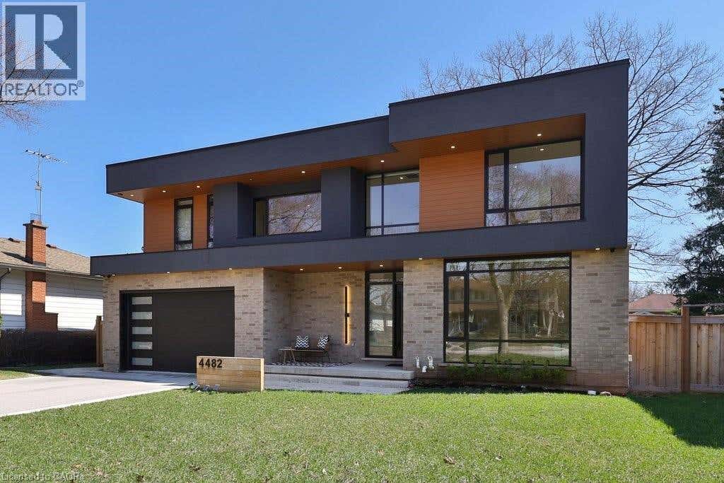 4482 COSBURN CRESCENT