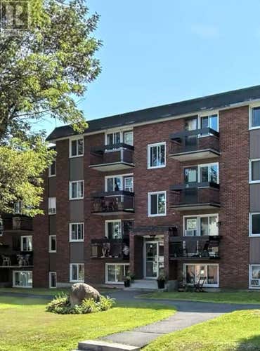 1 - 1045 CARTIER BOULEVARD