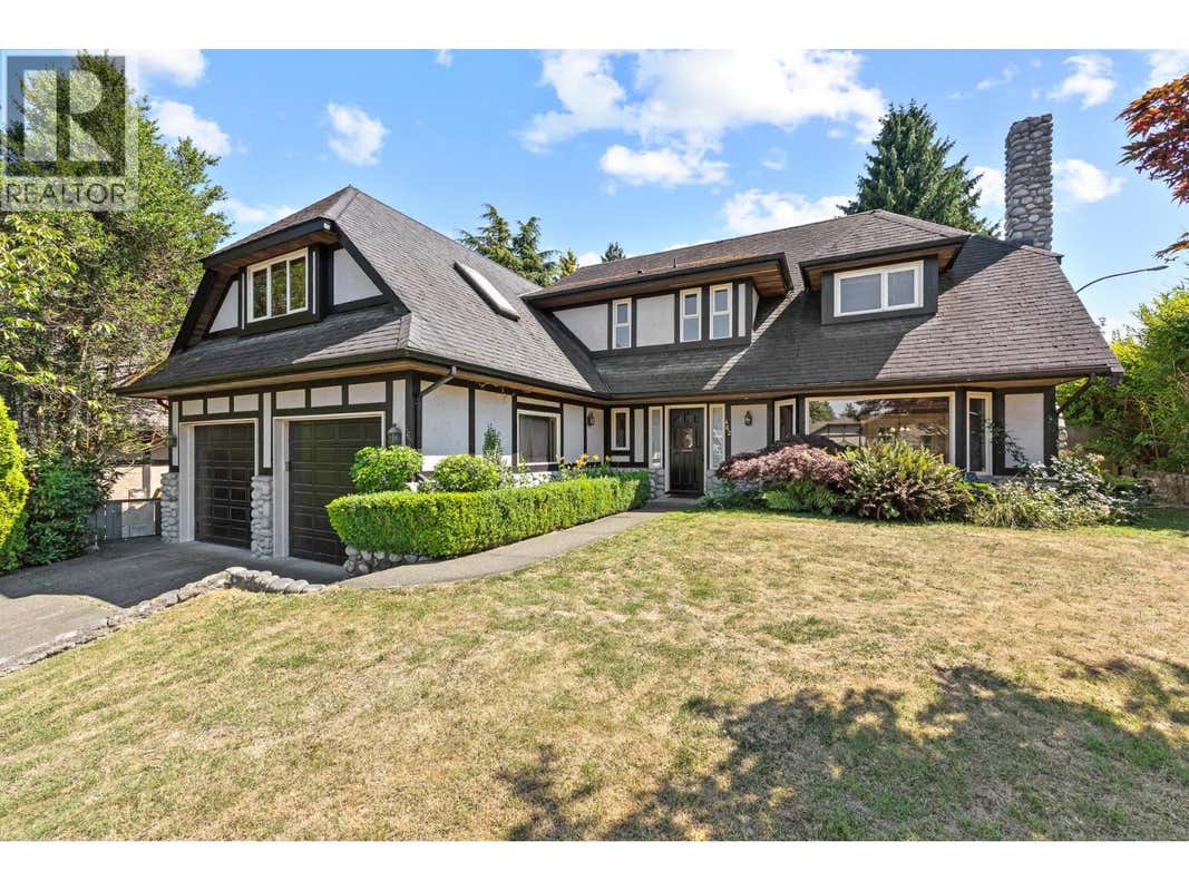 462 CONNAUGHT DRIVE