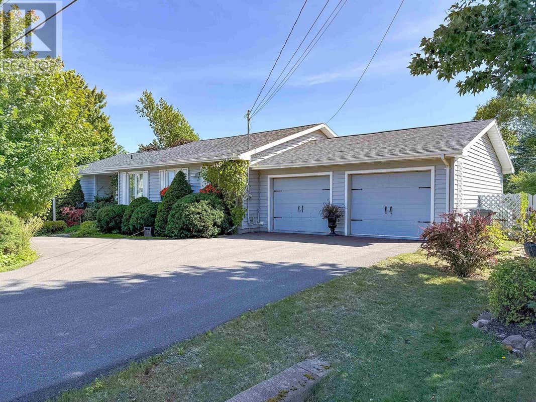12 Westhill Dr  