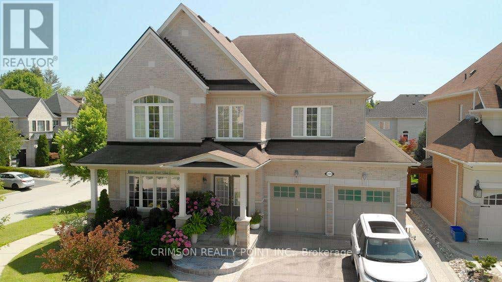 2304 CANTERBURY CRESCENT