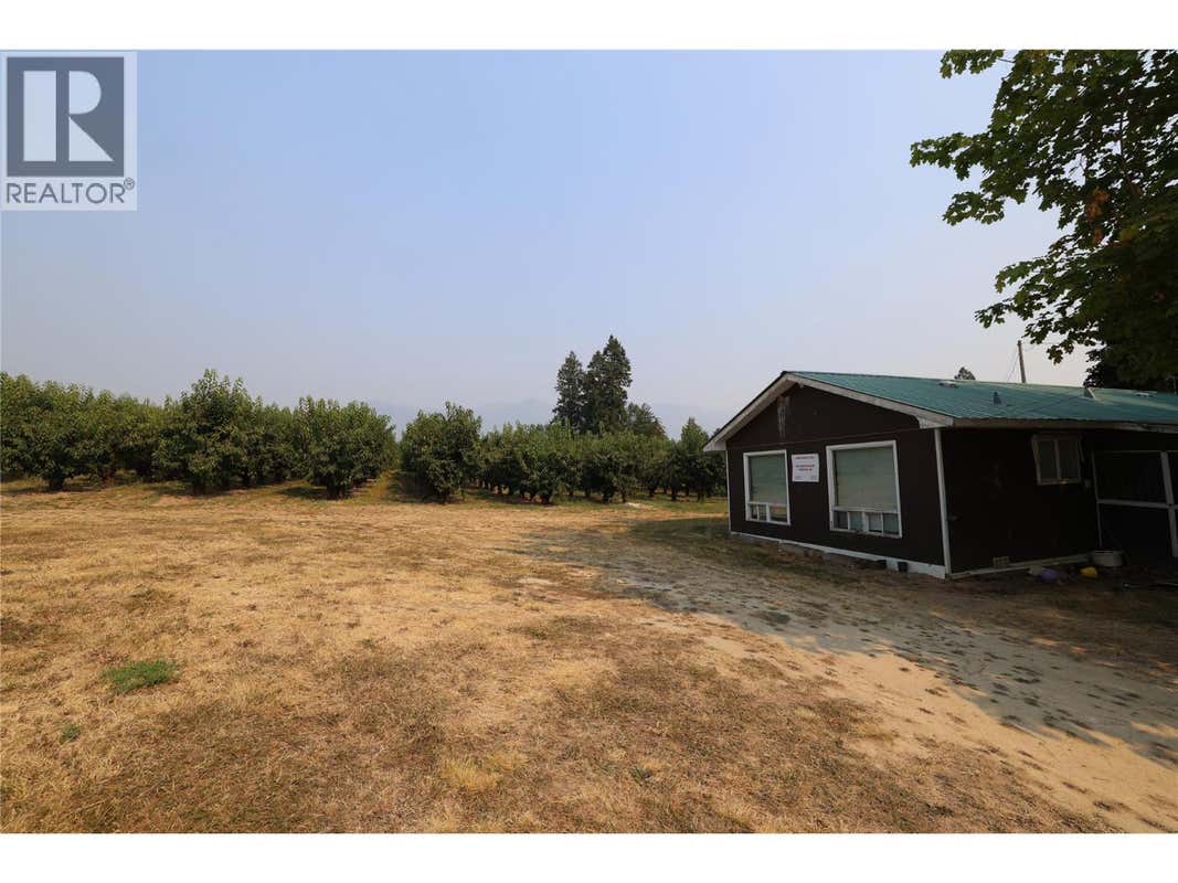 855 ERICKSON ROAD