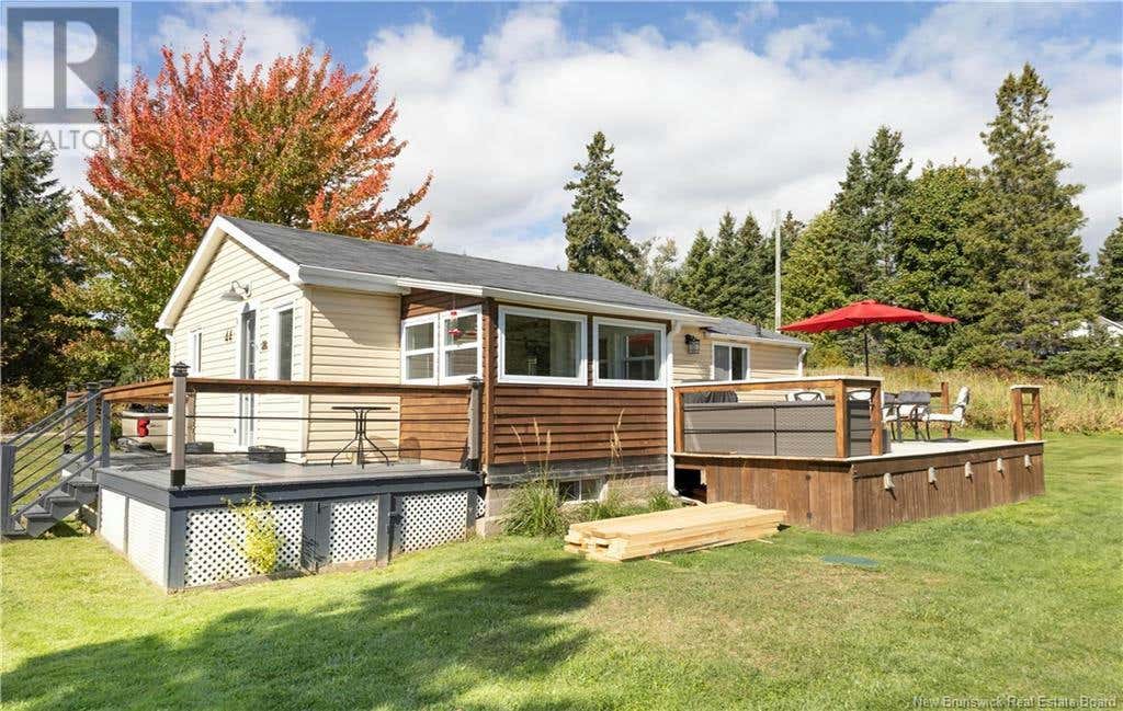 44 James Street, Shediac Bridge, NB E4R1K9 House For Sale RE/MAX