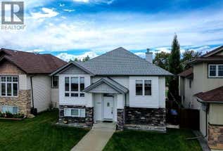 6818 59 Street Close