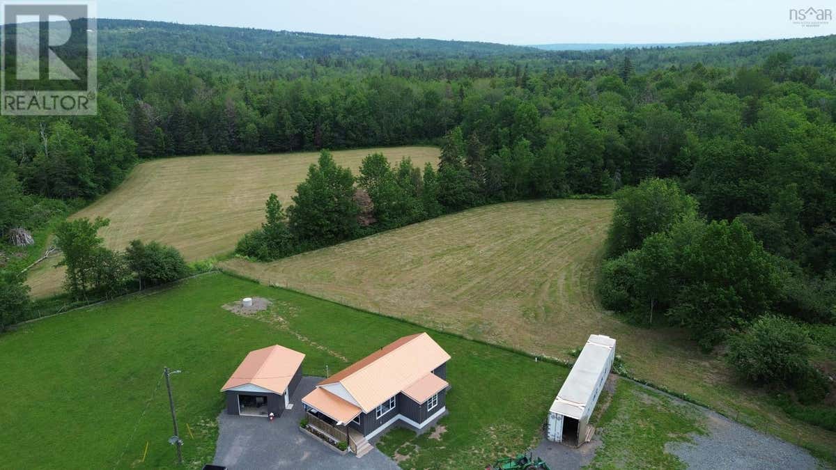 24 LIMEROCK RD