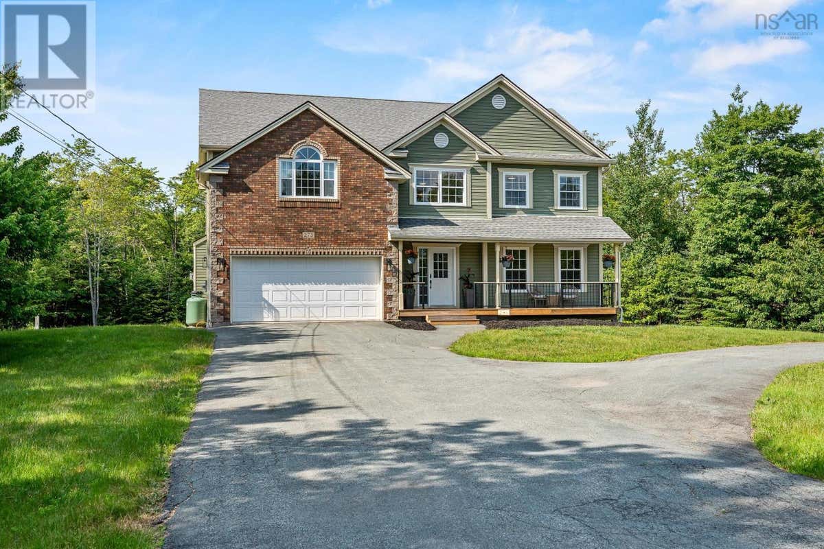 275 CANTERBURY LANE