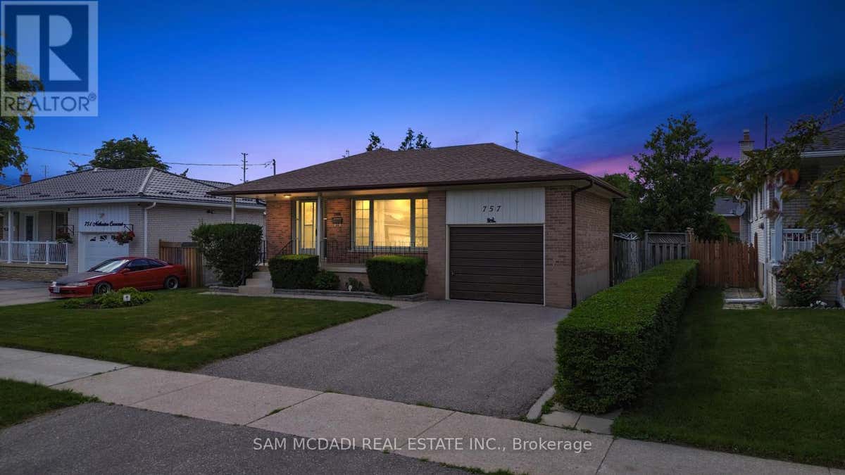 757 NETHERTON CRESCENT