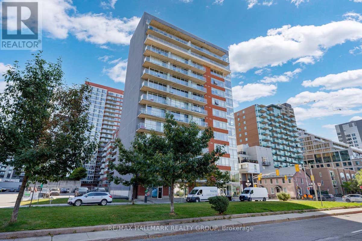 180 YORK St Unit 210