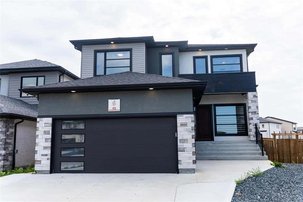 93 NORTHWATER BAY