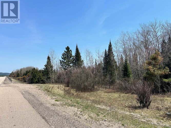 PT LT 20 HIGHWAY 17 E