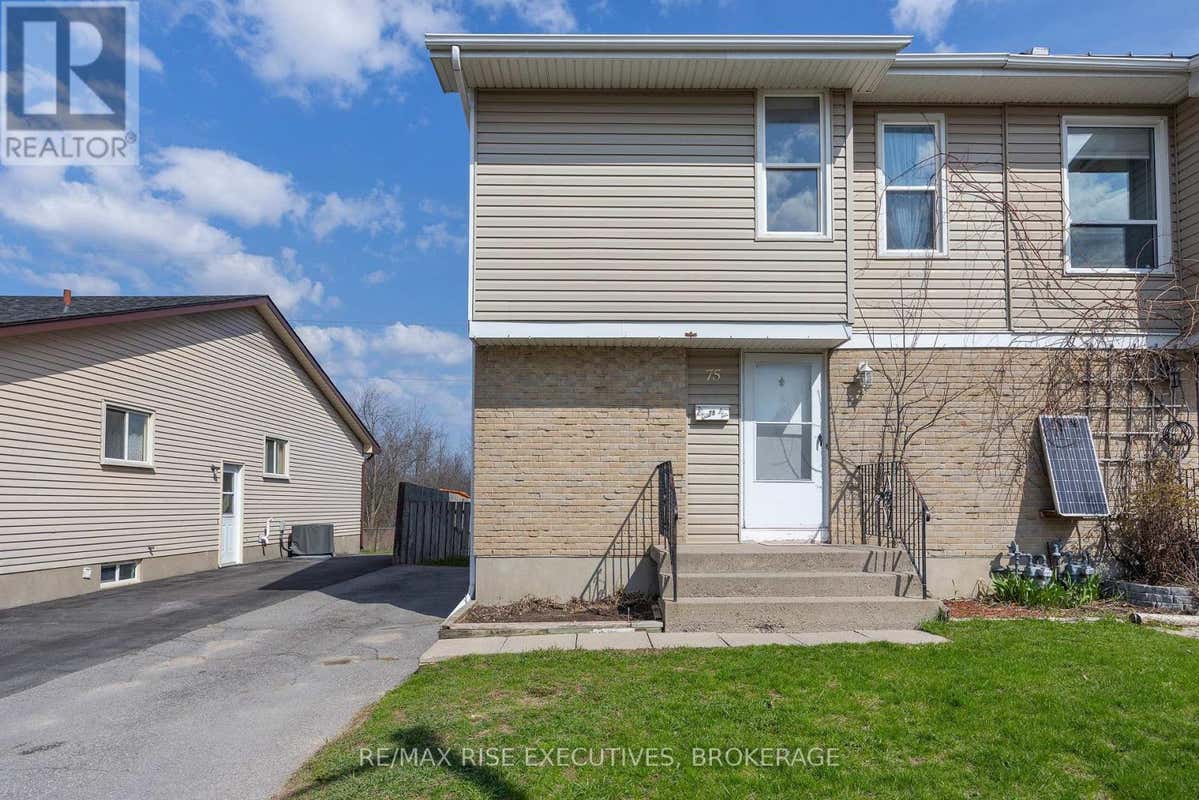 75 WYCLIFFE CRESCENT