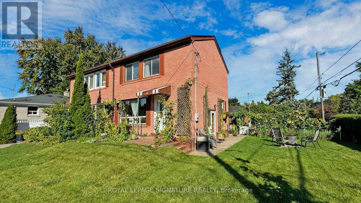 357 TAYLOR MILLS DRIVE N, Richmond Hill (Crosby), ON L4C2T8 House For