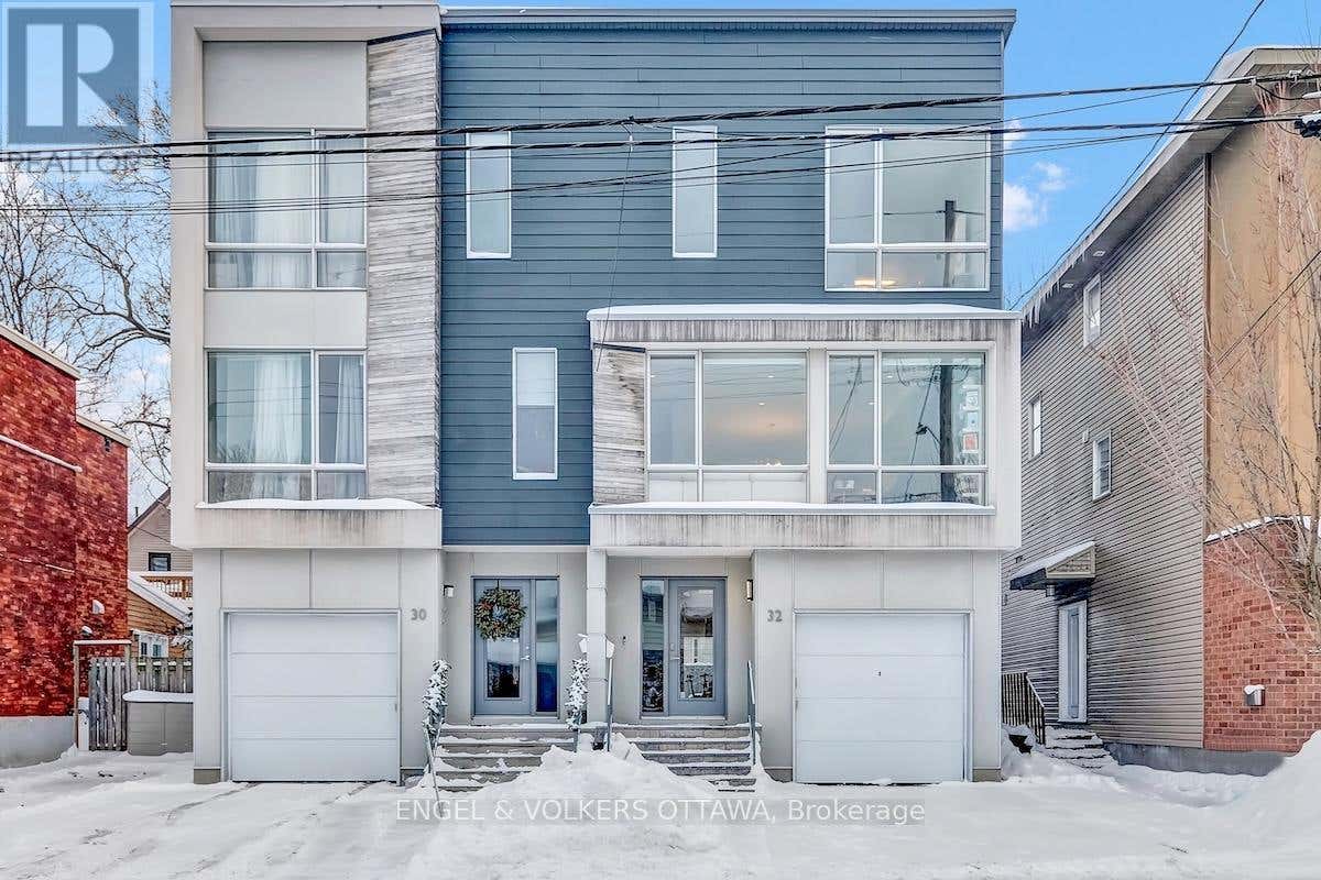 32 Sims Ave  