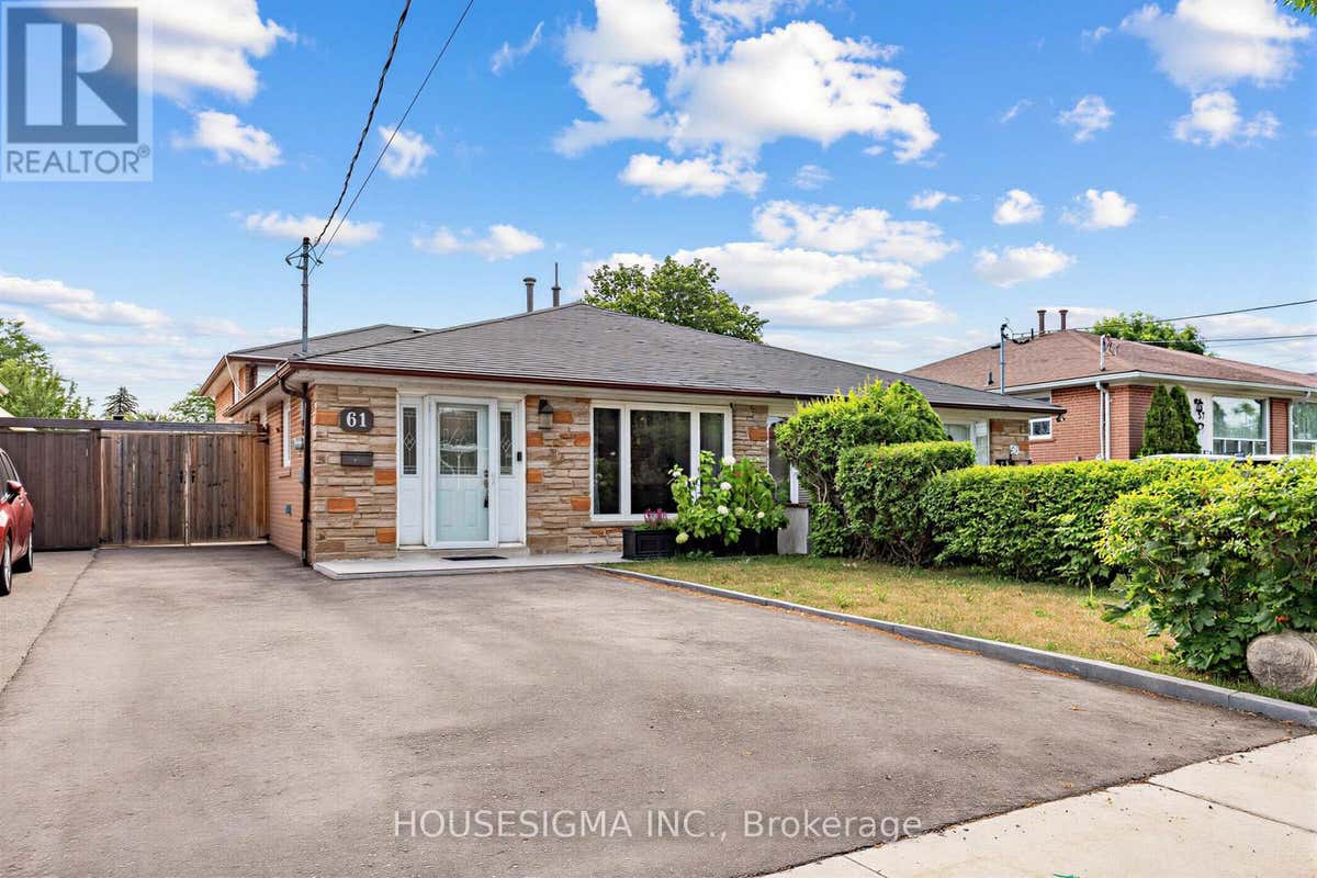 61 RUTHMAR CRESCENT