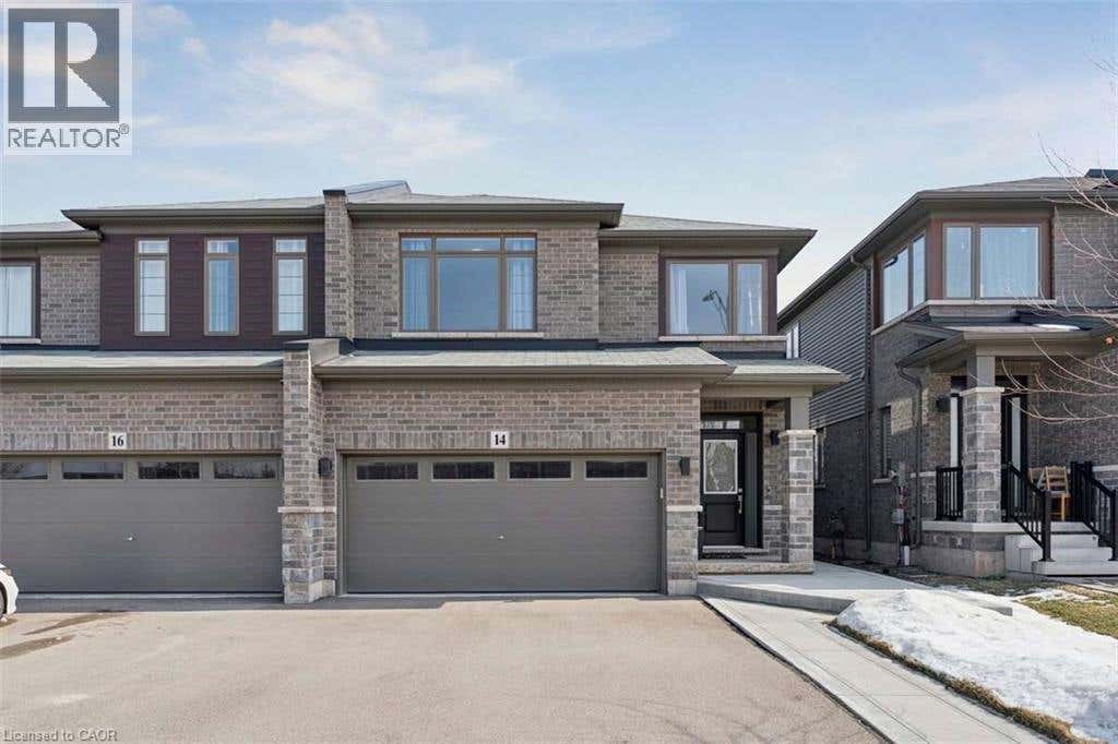 14 ESCARPMENT DRIVE