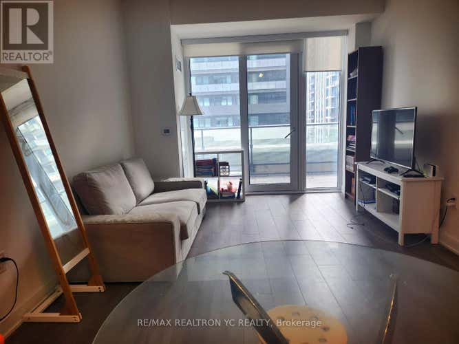 305 - 95 ONEIDA CRESCENT