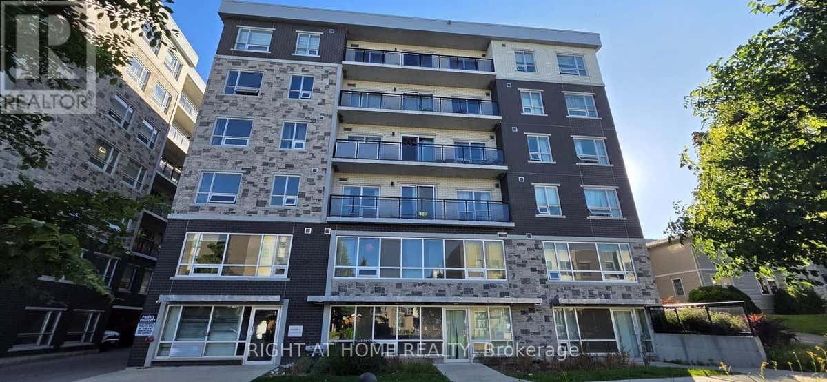 206 - 275A LARCH STREET