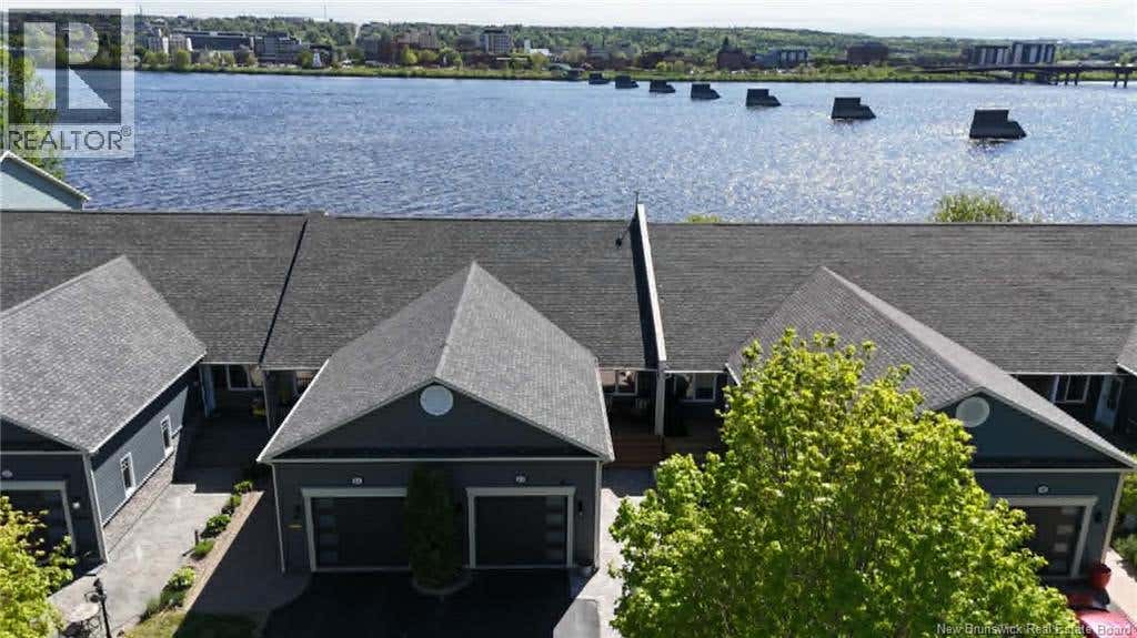 48 WATERFORD LANE