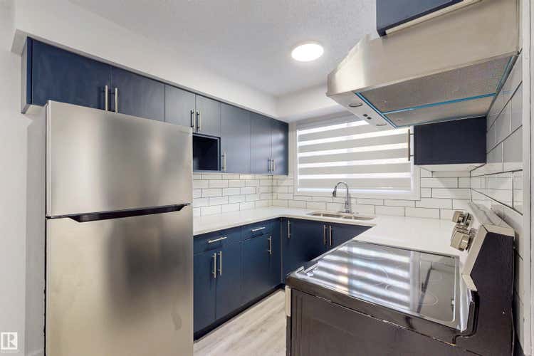 942 LAKEWOOD ROAD NW