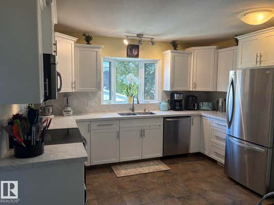 4209 63 STREET, CAMROSE, AB T4V 2W3 House For Sale | REMAX | E4486705