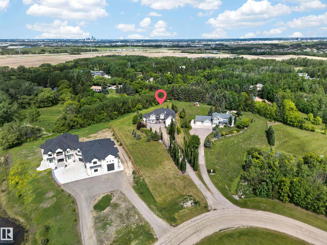 50-52216 RGE ROAD 233