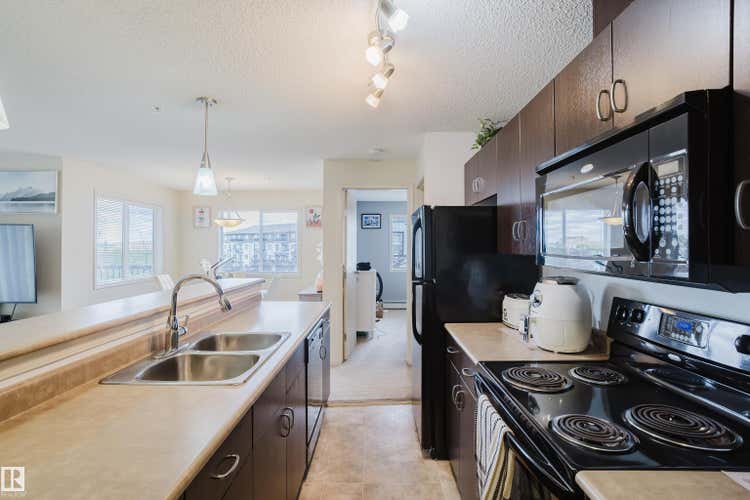 #302 1188 HYNDMAN RD NW