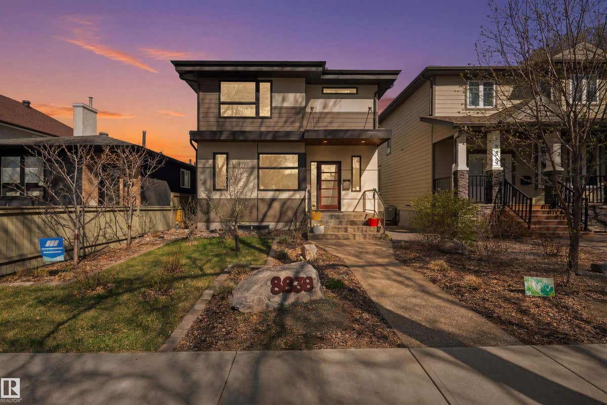 8839 93 STREET