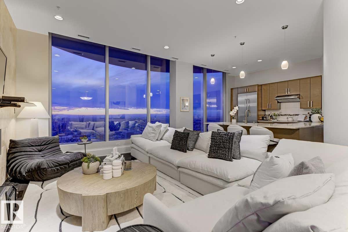 3502-10152 104 STREET