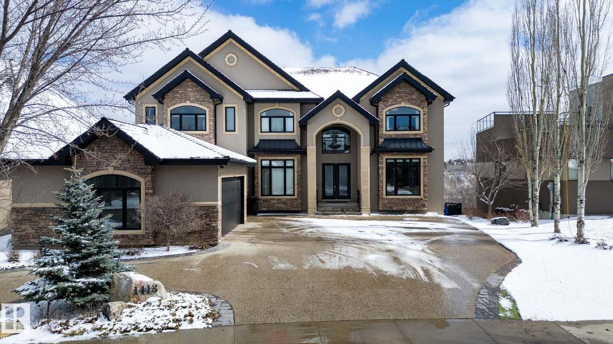 1413 WOODWARD CRESCENT