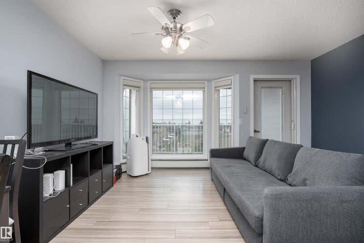 #456 13441 127 ST NW