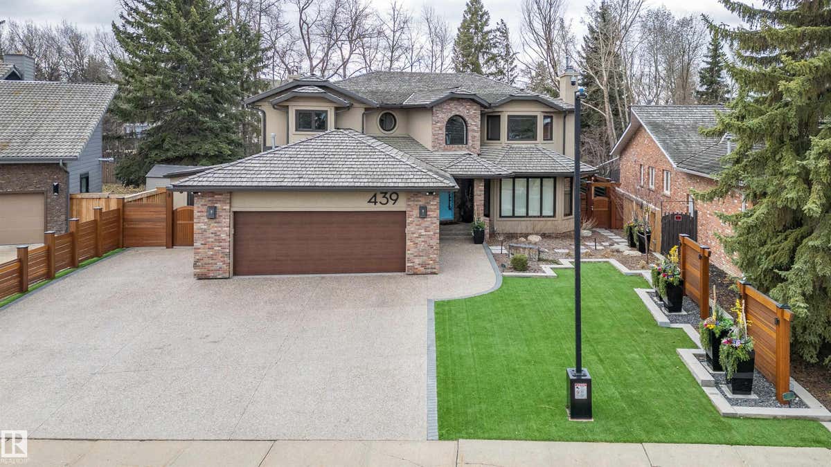 439 ROONEY CRESCENT