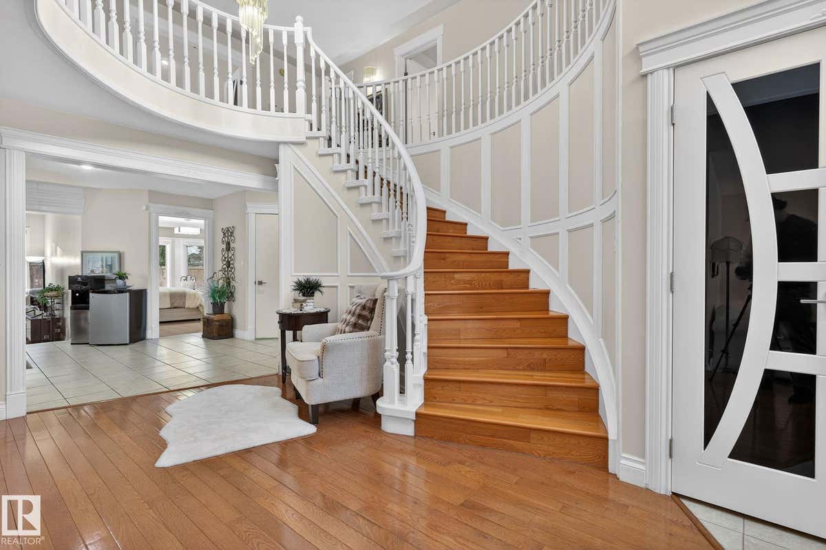 158 WOLF RIDGE PLACE