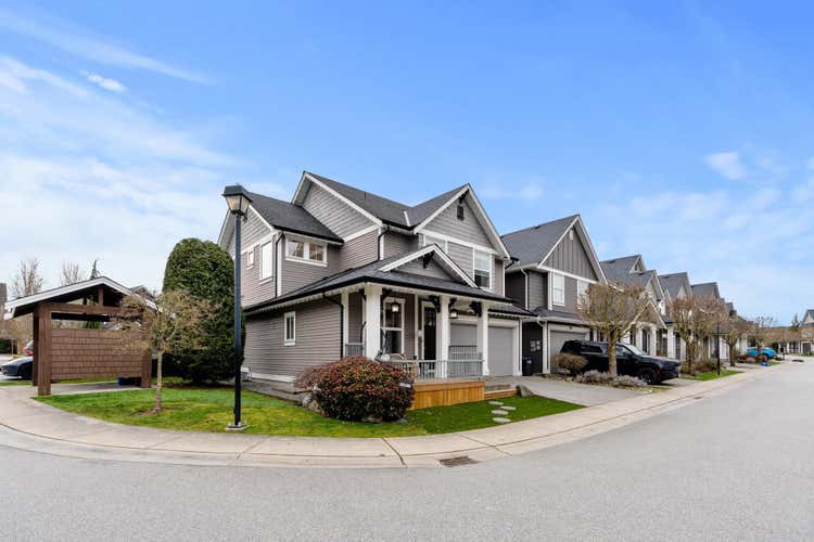 28 7891 211 STREET, Langley BC V2Y 0L5