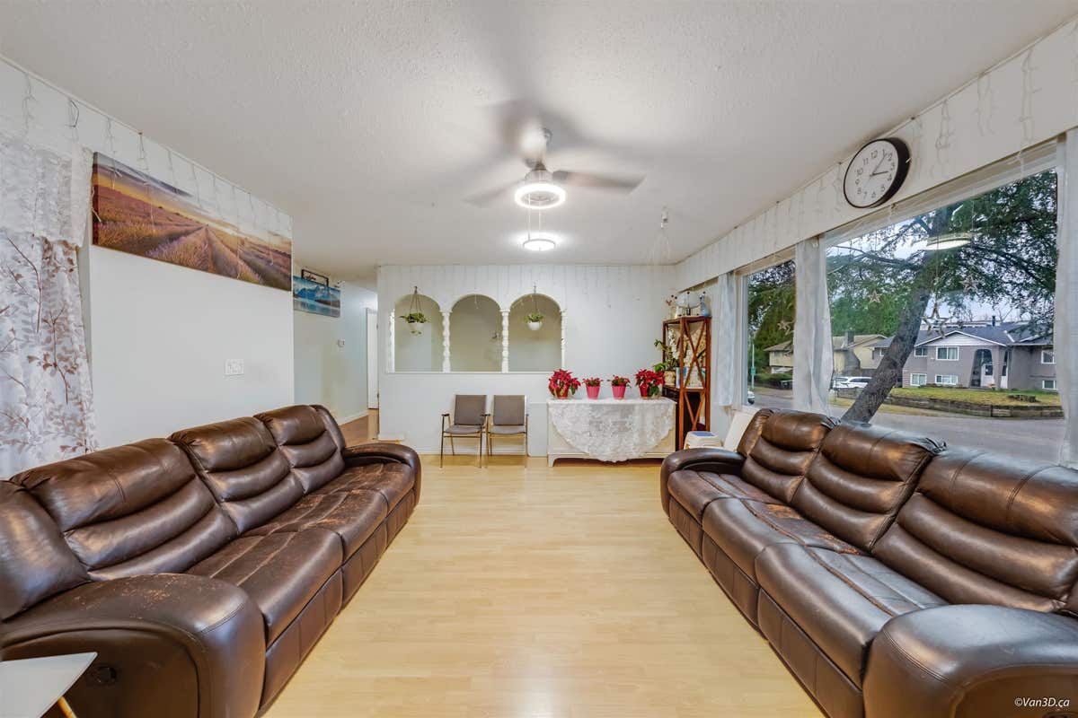 14436 102b Ave  