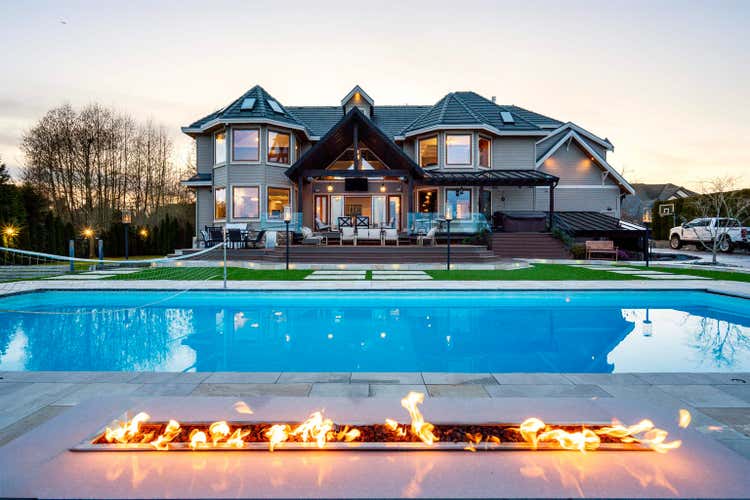 3472 164A STREET, Surrey BC V3Z 0M1