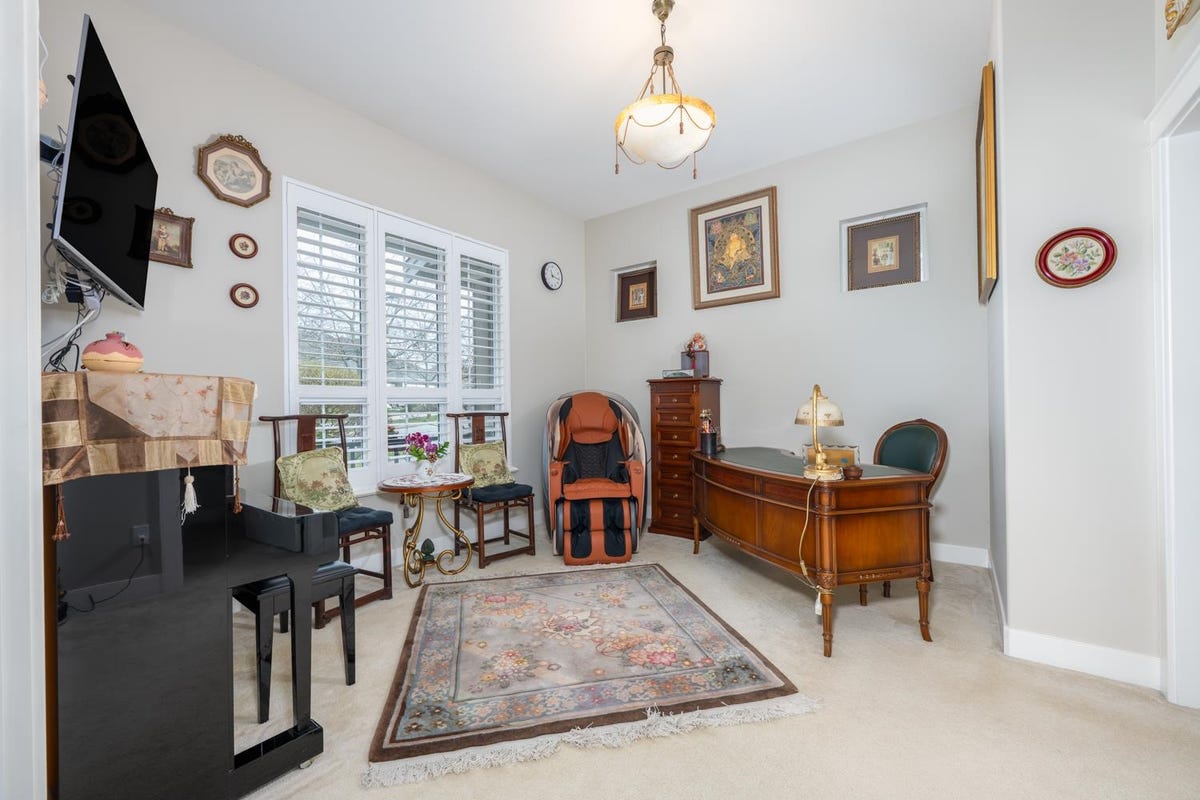 10577 DELSOM CRESCENT