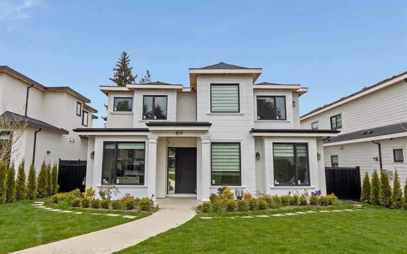 819 CORNELL AVENUE, Coquitlam BC V3J 2Z3