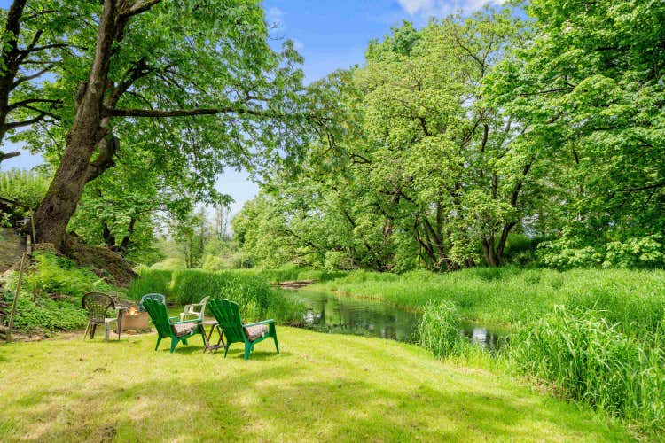 48125 YALE ROAD, Chilliwack BC V4Z 0A8