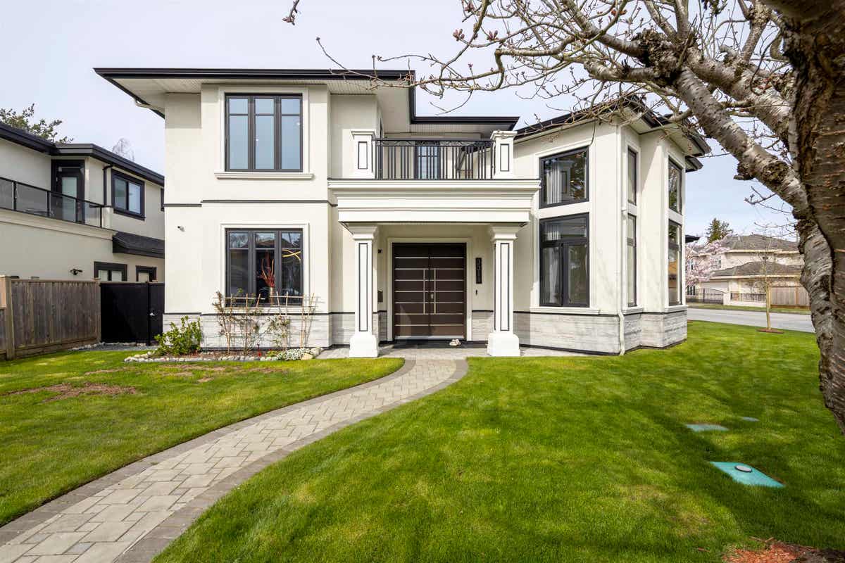 3311 SPRINGFORD AVENUE