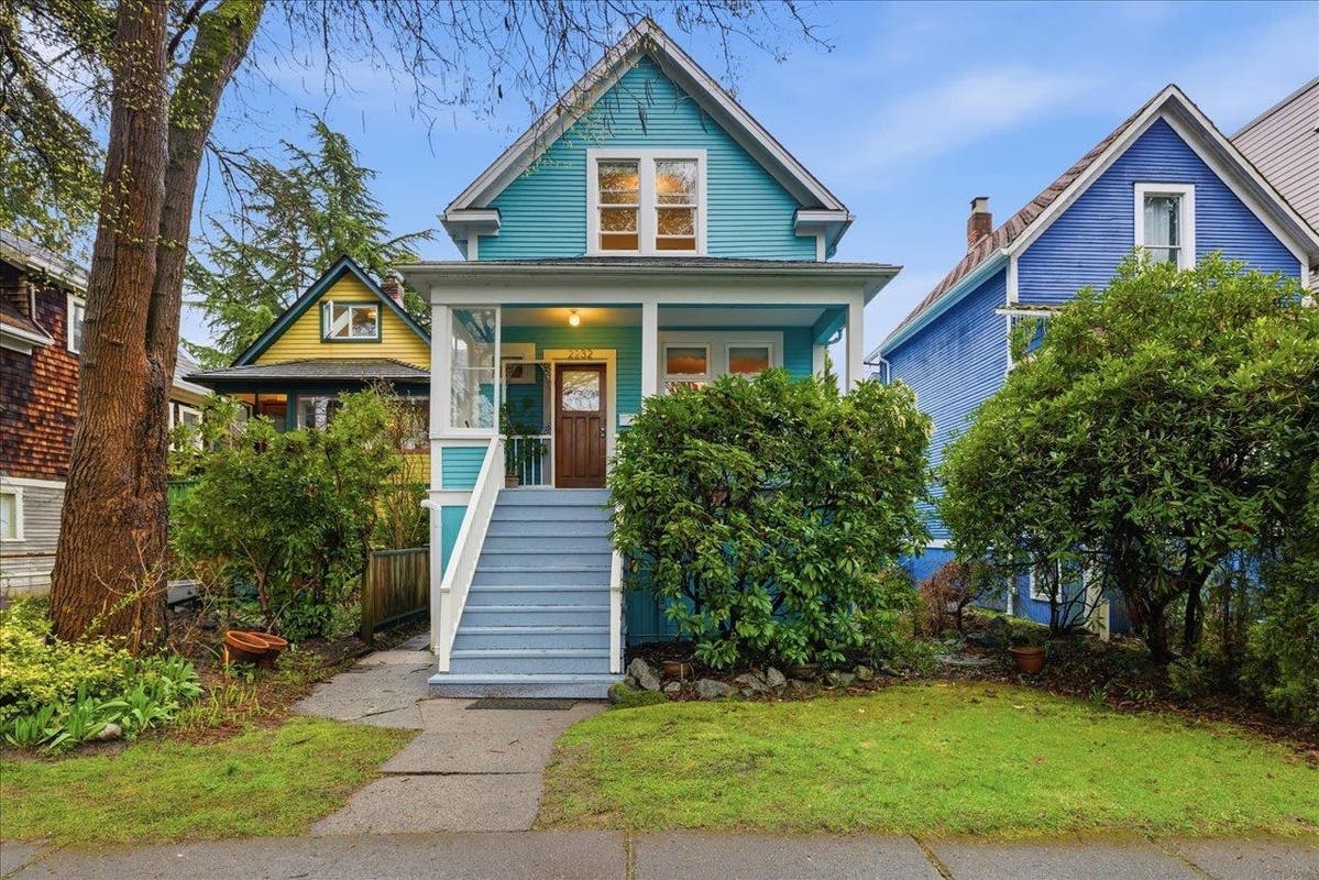 2232 W 14TH AVENUE