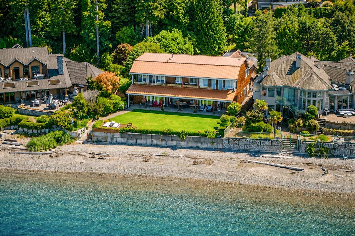 768 TSAWWASSEN BEACH ROAD