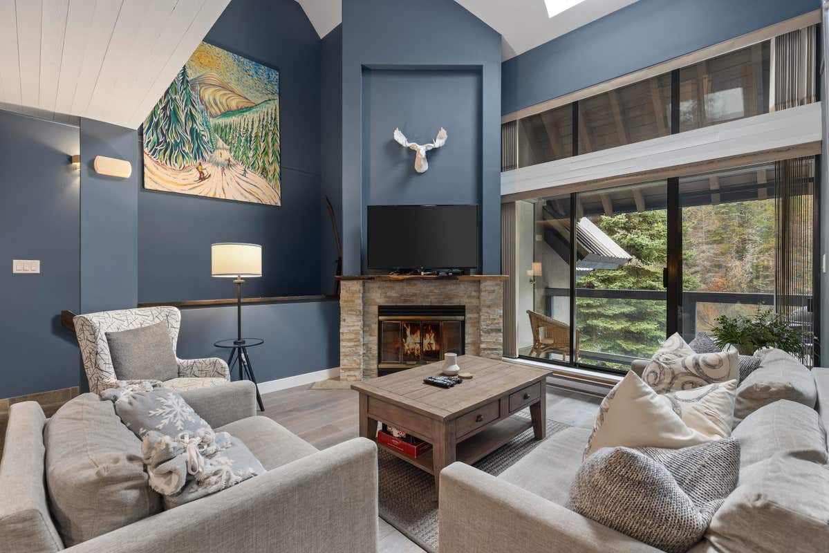 8-4857 PAINTED CLIFF ROAD