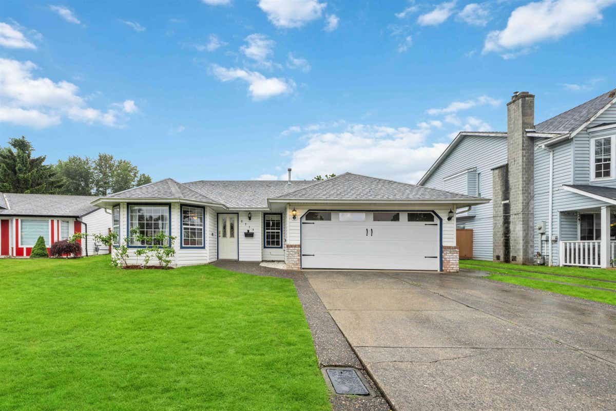 2717 DEHAVILLAND Ct  