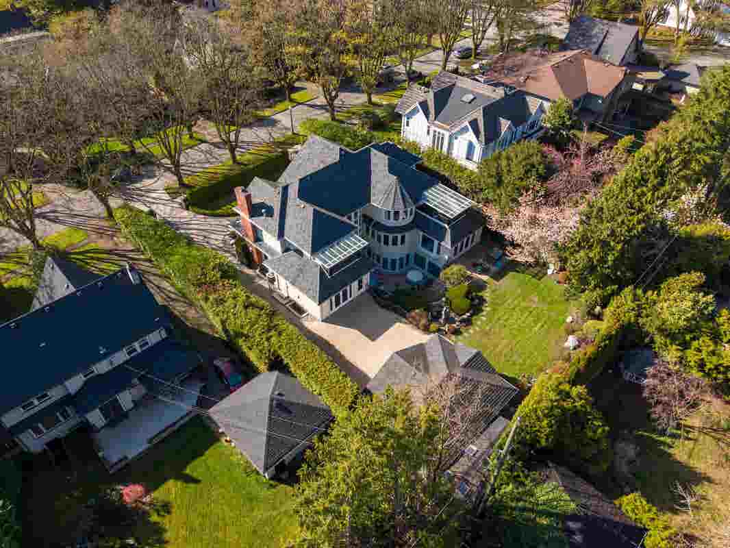 6388 WILTSHIRE STREET