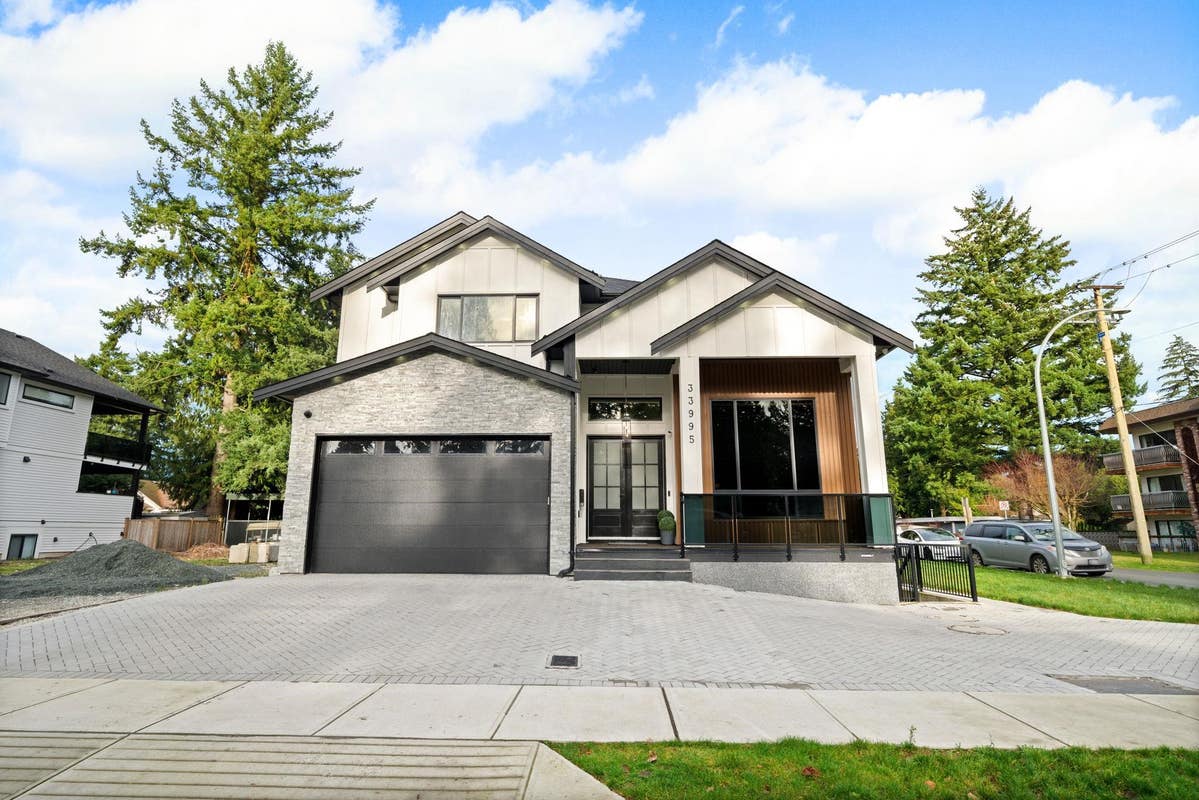 33995 Walnut Ave  