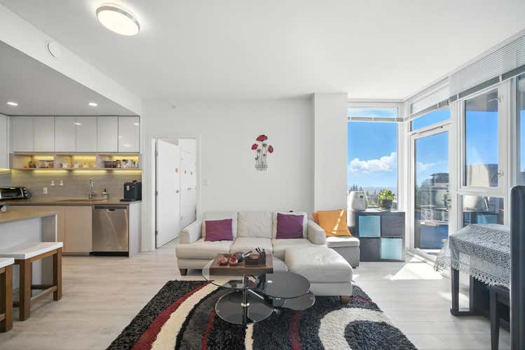 1106 8850 UNIVERSITY CRESCENT, Burnaby BC V5A 0C8