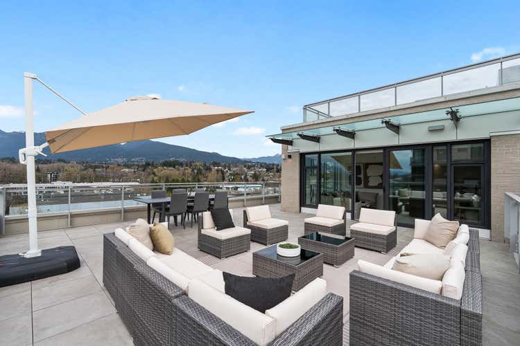 703 755 HARBOURSIDE DRIVE, North Vancouver BC V7P 0G1