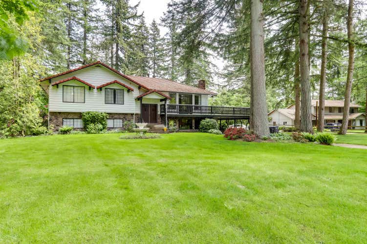 2242 173 STREET, Surrey BC V3Z 9Z7