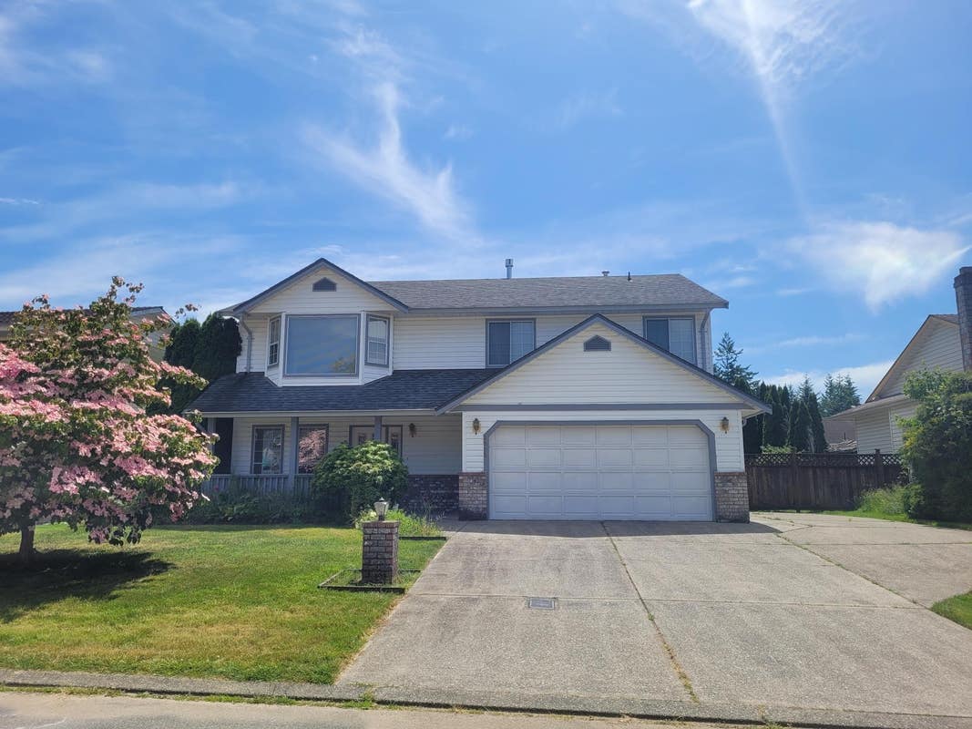 3015 Cassiar Ave  