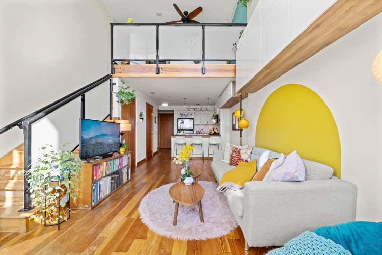 508 10 RENAISSANCE SQUARE, New Westminster BC V3M 7B1